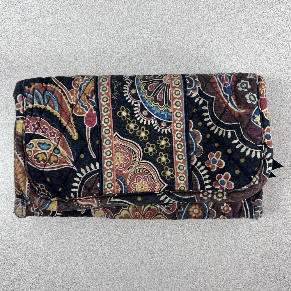 Vera Bradley Retired Pattern Kensingtone Makeup Case Bag‎